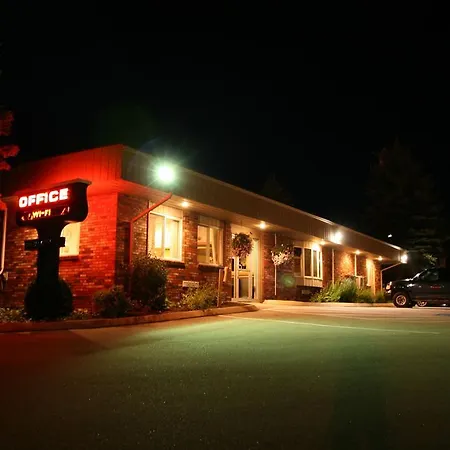 Bangor Inn & Suites-3